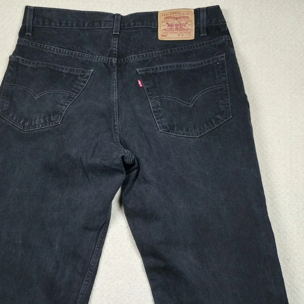 Vintage 90s Levi's 550 Jeans Mens 38x30 Relaxed‎ Fit Tapered Leg Black Dad Jean